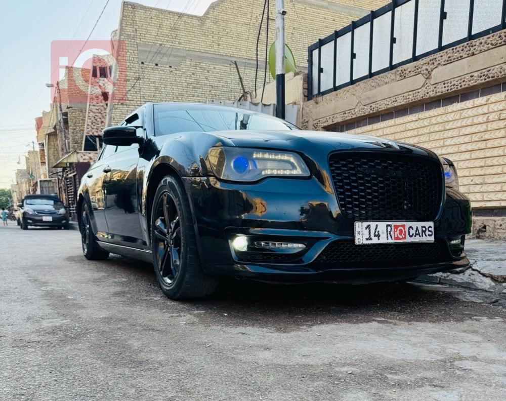 كرايسلر 300